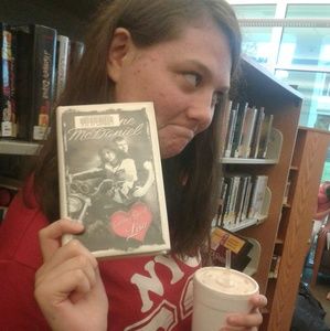 Meet your Posher, Katelynn